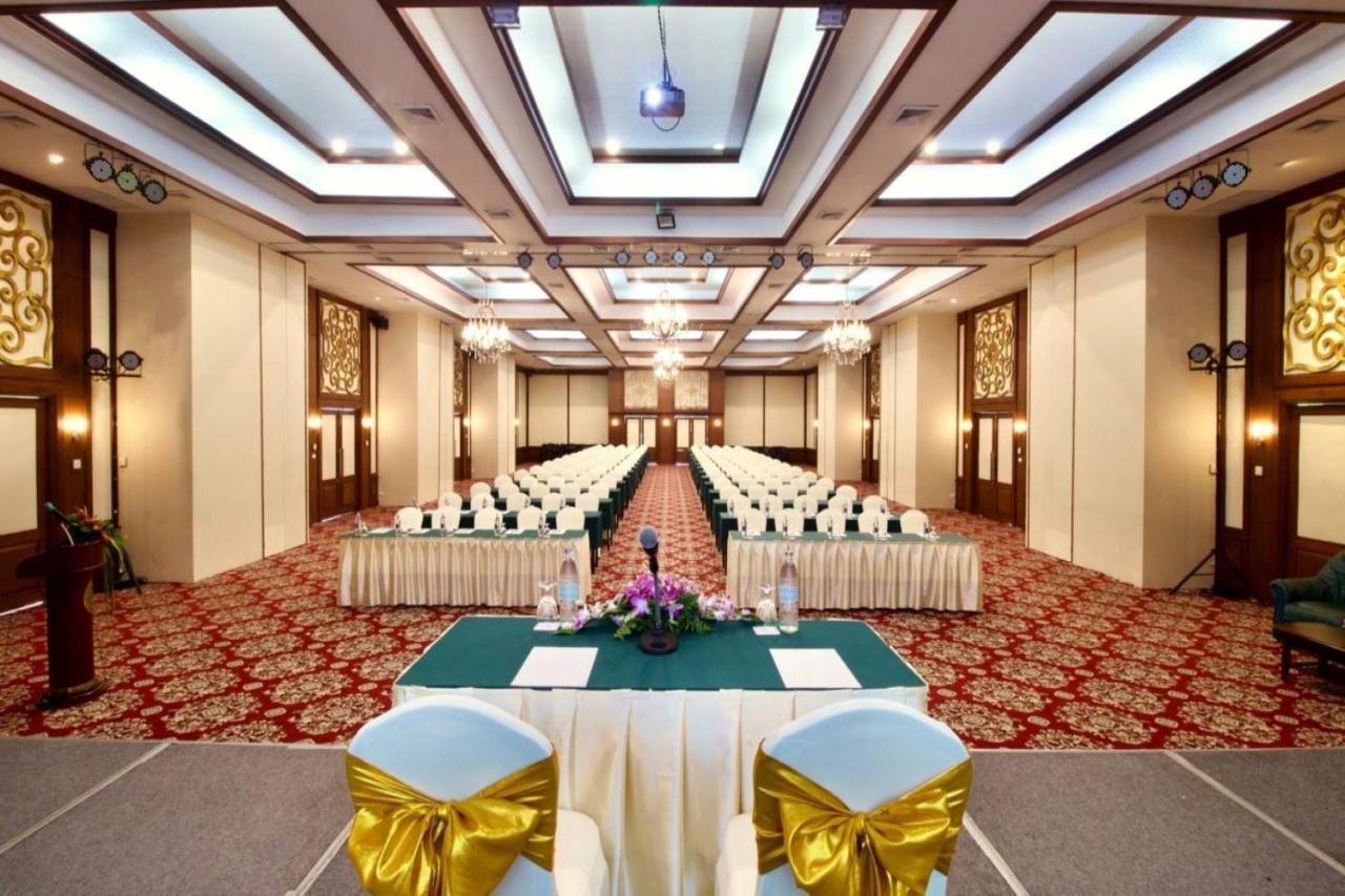Phuket Orchid Resort And Spa Karon Екстериор снимка