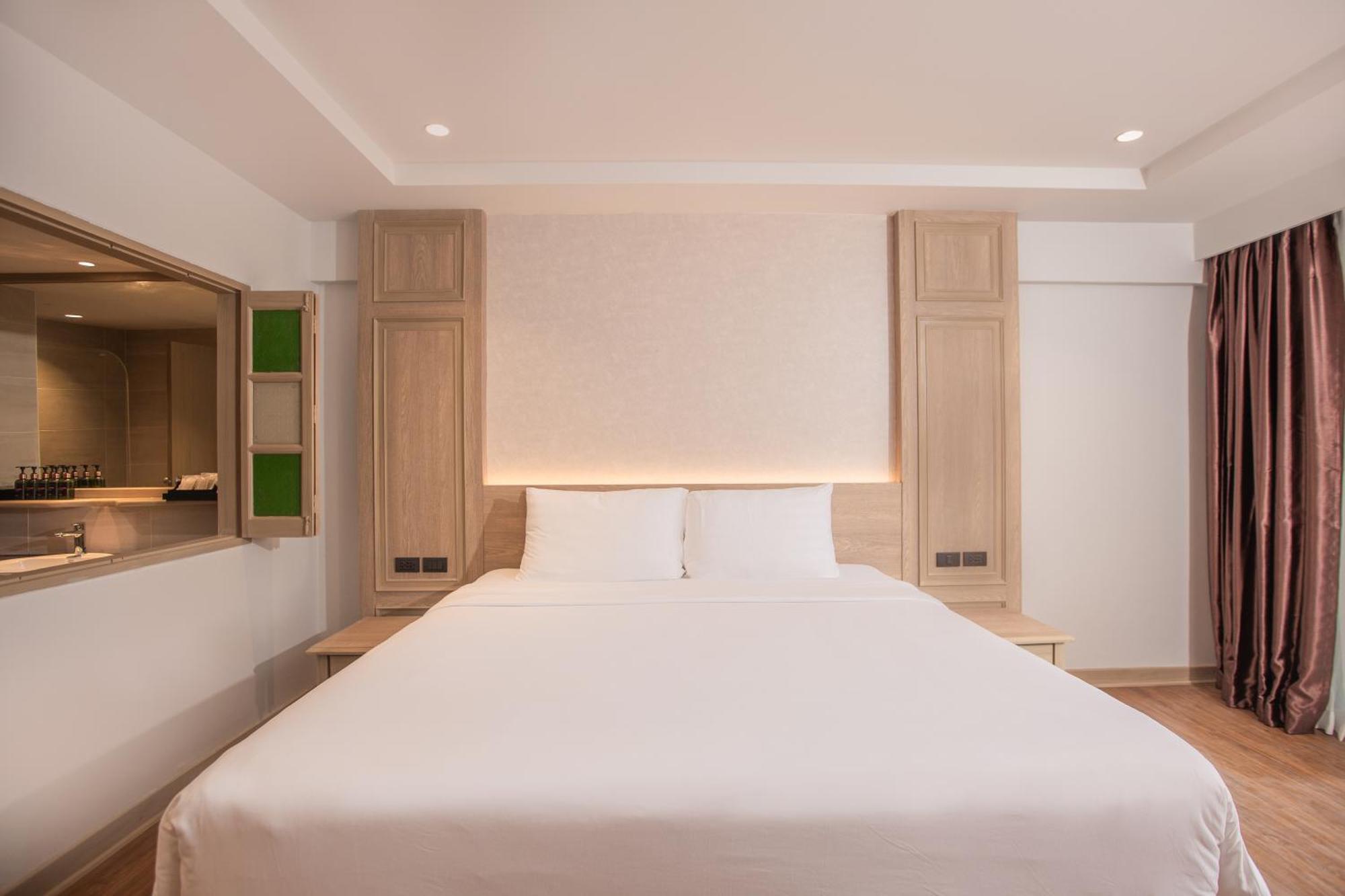 Phuket Orchid Resort And Spa Karon Екстериор снимка